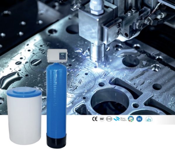 Mehčalna naprava za večje porabnike vode